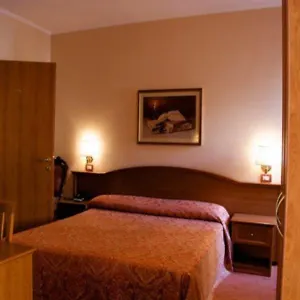 Intrastevere 3*, Roma Italia