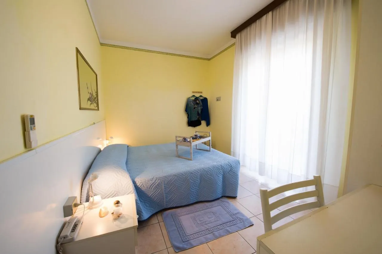 ***  Le Petit Hotel Lido di Jesolo Italy